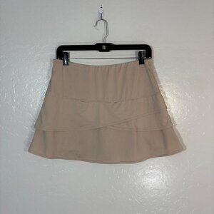 Lucky in Love Skort Womens Medium Beige Ruffle Tiered Tennis Golf Activewear